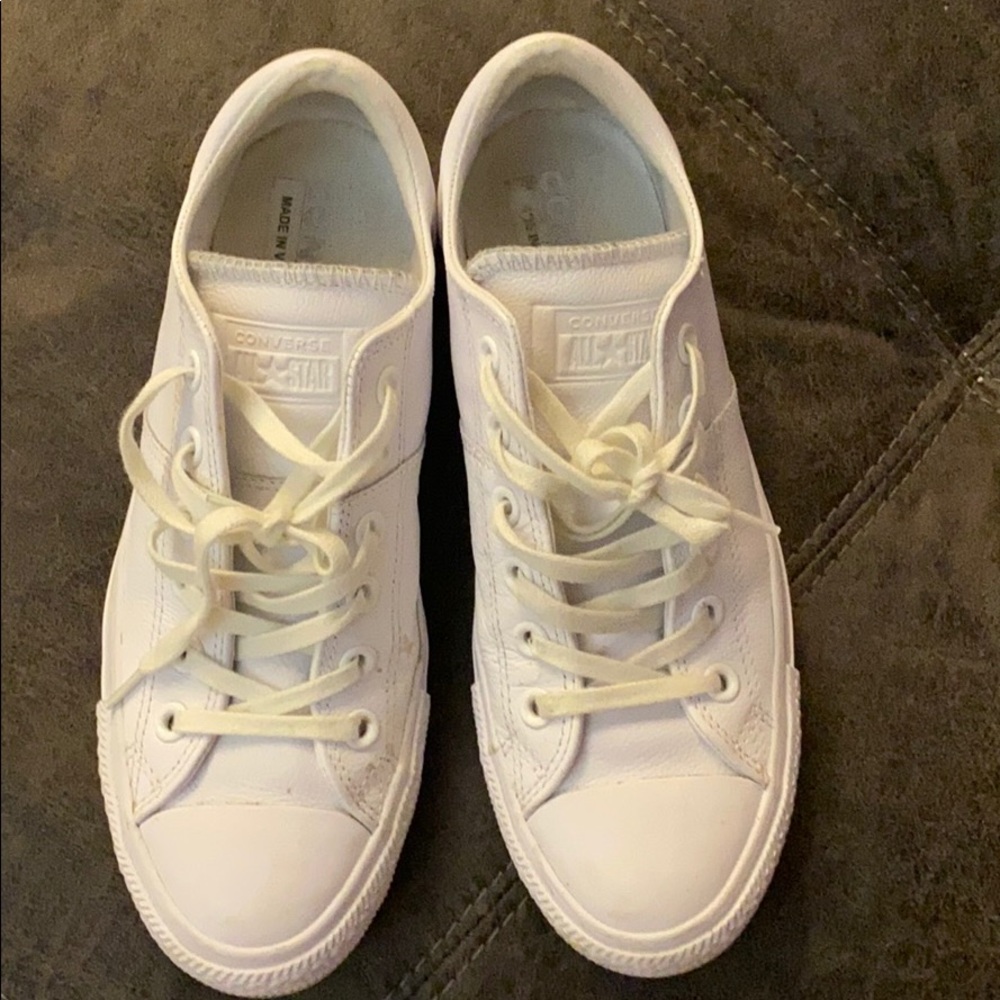 Converse leather low top
